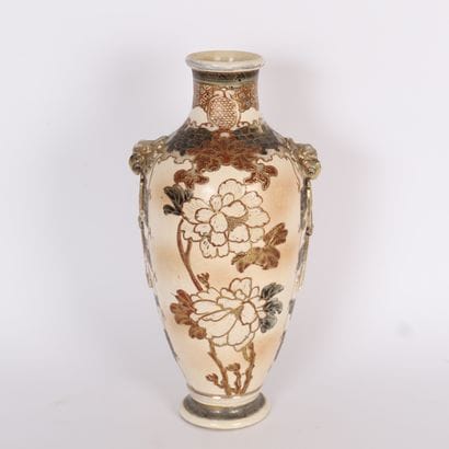 SATSUMA STYLE ENAMELED PORCELAIN VASE JAPAN
Vase...