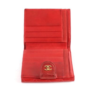 RED CHANEL LEATHER WALLET
Red Chanel leather...