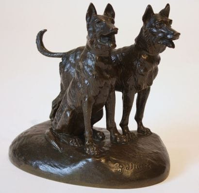 DEUX CHIEN DE BERGERS 

Bronze à patine brune...