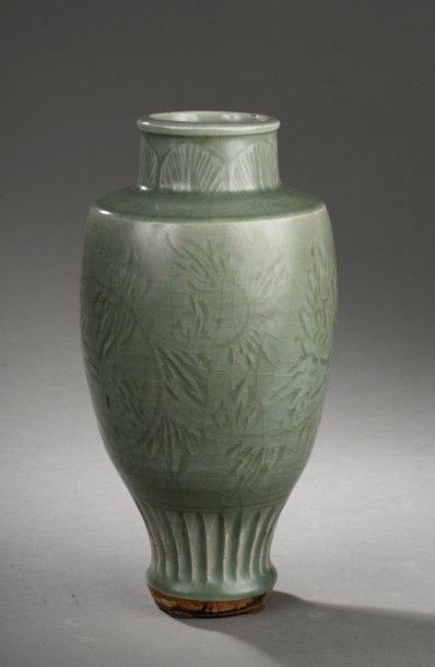 PAIRE DE VASES OVOIDES

dit cuisse de poulet...