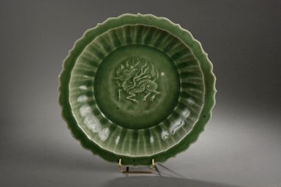 PLAT DU LONQUAN

 à marli polylobé décoré...