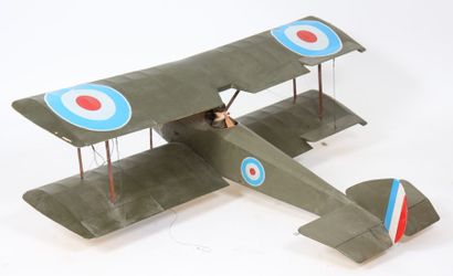 AEROMODELISME : AVION BIPLAN DE CHASSE FRANCAIS

De...