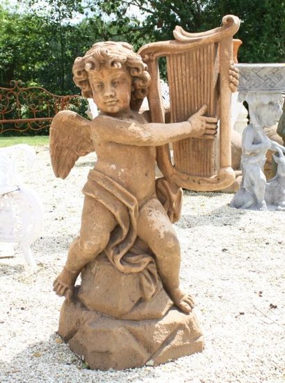 STATUE 