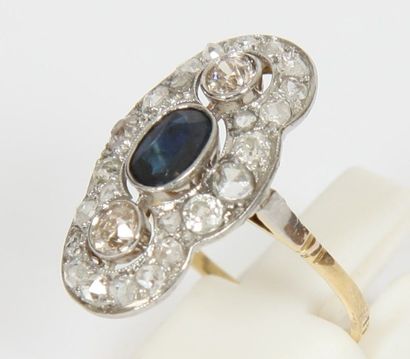 BAGUE MARQUISEAVEC SAPHIR ET DIAMANTS ANNEES...