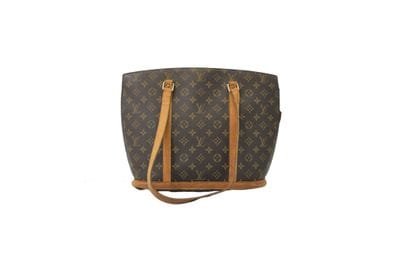 LOUIS VUITTON. Sac Babylone en toile monogramme...