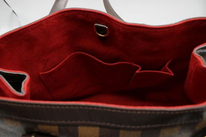 LOUIS VUITTON. Sac cabas en toile damier...
