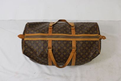 LOUIS VUITTON. Sac Keepall 55 en toile monogramme...