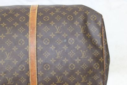 LOUIS VUITTON. Sac Keepall 60 en toile monogramme...