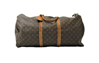 LOUIS VUITTON. Sac Keepall 60 en toile monogramme...