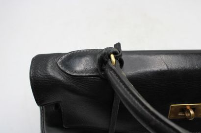 HERMES. Sac Kelly 32 retourné en box originellement...