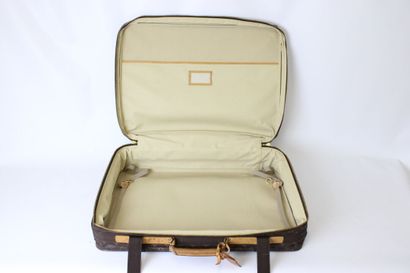 LOUIS VUITTON. Valise Stratos en toile monogramme...
