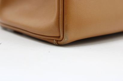 HERMES. Sac Kelly 28 retourné en veau chamonix...