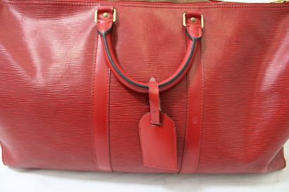 LOUIS VUITTON. Sac Keepall 50 en cuir épi...