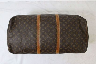 LOUIS VUITTON. Sac Keepall 60 en toile monogramme...