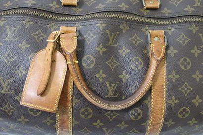 LOUIS VUITTON. Sac Keepall 60 en toile monogramme...