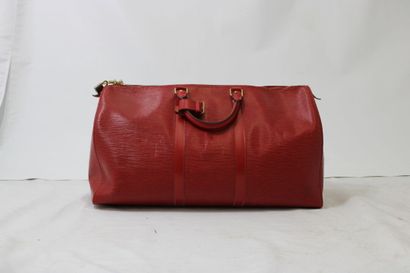 LOUIS VUITTON. Sac Keepall 50 en cuir épi...