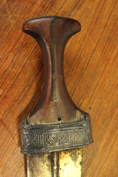 Yemeni Jambiya dagger. Curved and short iron...