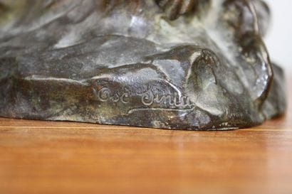 Oscar SINIA (1877-?) 
Pieta, bronze, signée...