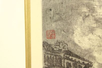 CHINE. Vue d'une ruelle, gravure. Signée...
