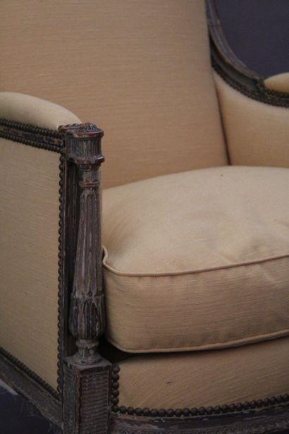 Large bergère de style Louis XVI en bois...