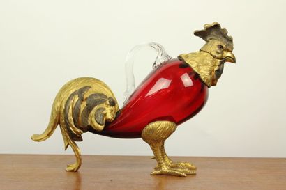 Importante aiguière en bronze doré et cristal...