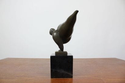 MILO (1893-1970). 
Femme acrobate, bronze,...