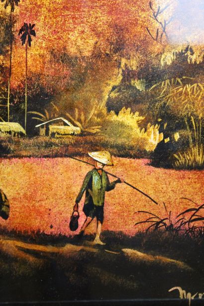 VIETNAM. Panneau en bois laqué à décor de...