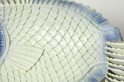 SARREGUEMINES. Ceramic service of 13 pieces...