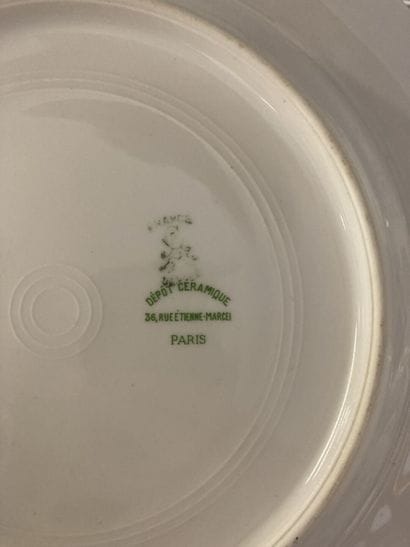 LIMOGES (in the taste of) Part of porcelain...