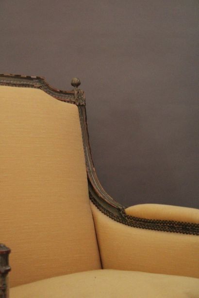 Large bergère de style Louis XVI en bois...