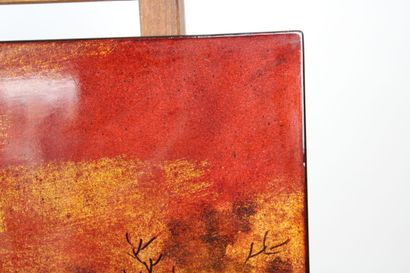 VIETNAM. Panneau en bois laqué à décor de...