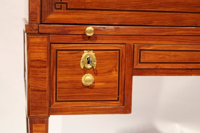 Cylinder desk with step, in rosewood veneer...