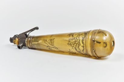 Powder jar in horn decorated with hunting...
