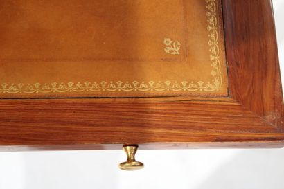 Cylinder desk with step, in rosewood veneer...