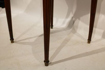 Table bouillotte in mahogany wood and mahogany...
