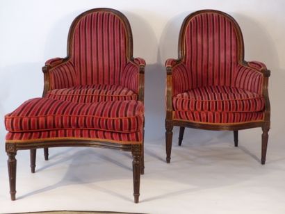 Duchess broken by two bergères and a footrest...