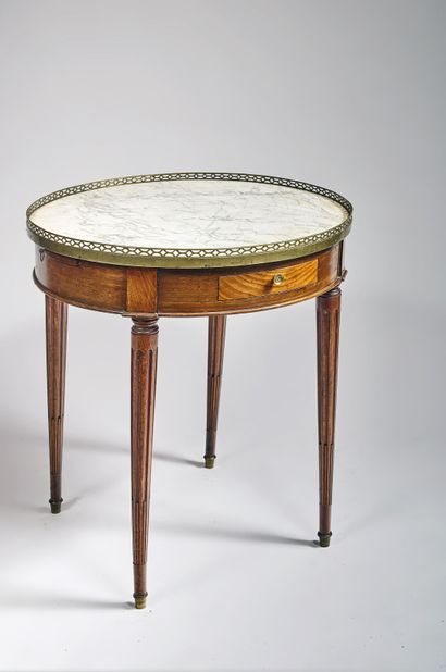 Table bouillotte in mahogany wood and mahogany...