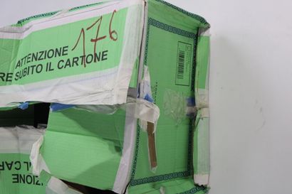 ECOVACS CH1918 Station de lavage
 carton...
