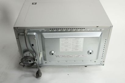 Four à micro-ondes - Panasonic NN-DS596MEPG...