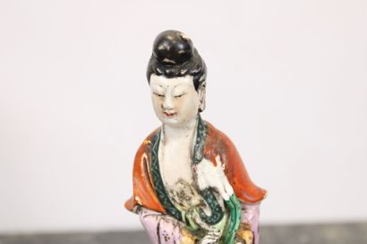 CHINE
Kuan Yin, sculptures en porcelaine...