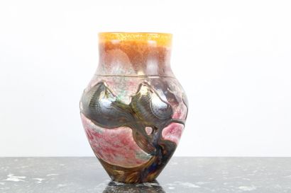 Jean Claude NOVARO (1943-2015).
Vase en verre...