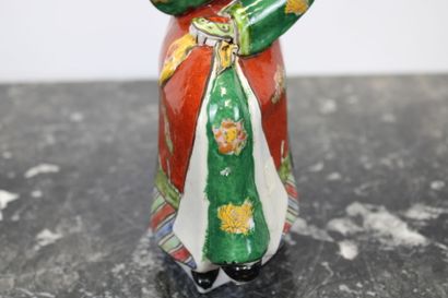 CHINE.
Impératrice, statuette en porcelaine...