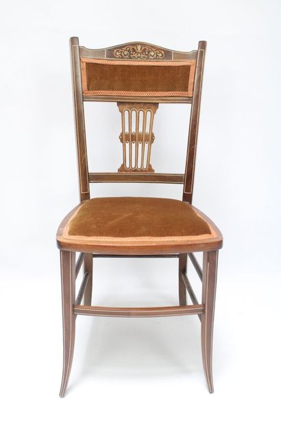 Pair of English marquetry chairs. 19th century.
Dimensions:...
