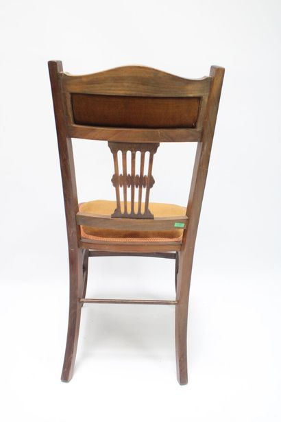Pair of English marquetry chairs. 19th century.
Dimensions:...