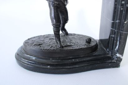 20th century school.
Golfers, pair of bookends...