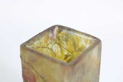 DAUM Nancy.
Square-section vase in multi-layered...