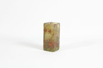 DAUM Nancy.
Square-section vase in multi-layered...