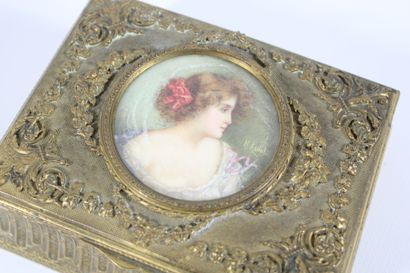 Chased bronze jewelry box decorated with...