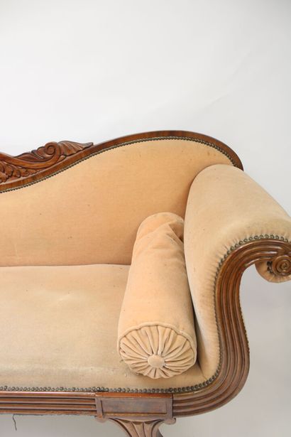 Sofa bench in mahogany wood decorated with...