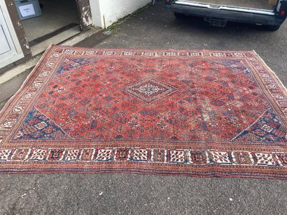 Large, ancient Djochagan. Iran. Circa 1940/50
Dimensions...